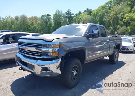 2017 Chevrolet Silverado 2500Hd Ltz z USA, uszkodzony, nr VIN 1GC2KWEY0HZ258014